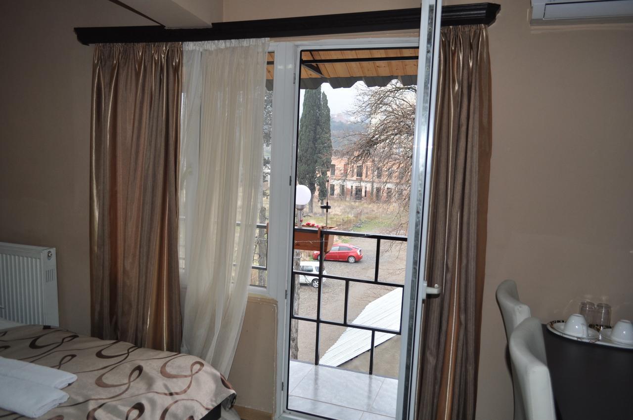 טביליסי Hotel Your Comfort מראה חיצוני תמונה