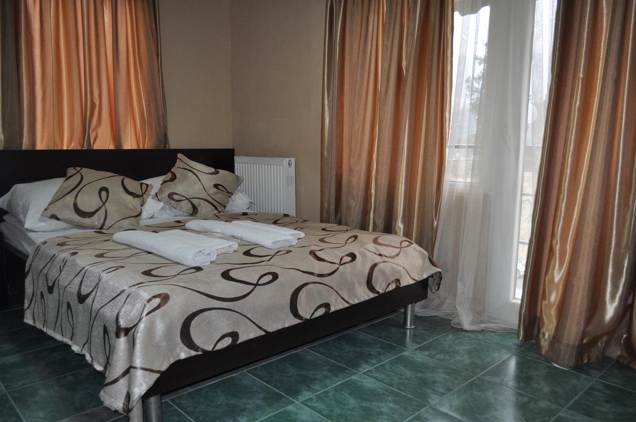 טביליסי Hotel Your Comfort מראה חיצוני תמונה